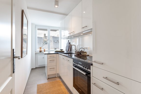 Einbauküche mit Esstheke