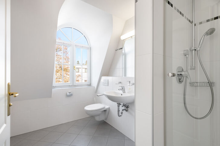 Duschbad im 1. Dachgeschoss