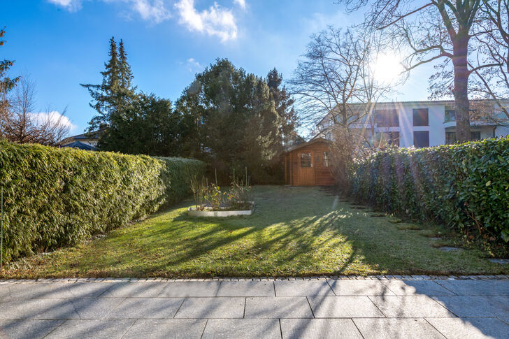 Sonniger Südgarten