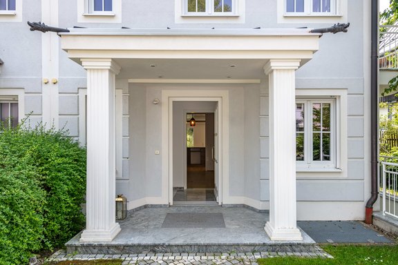 Herrschaftlicher Eingang