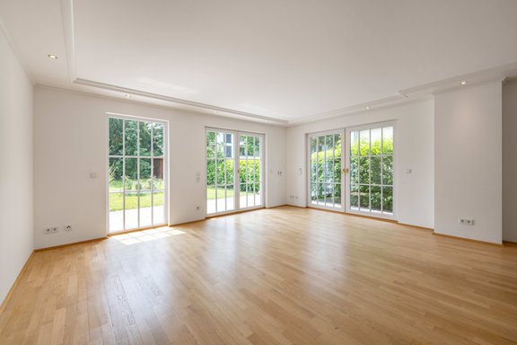 Lichtdurchfluteter Wohnbereich