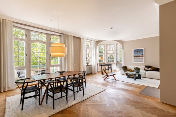 Fullness of light and generosity