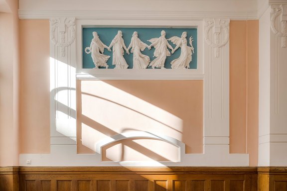 Originale Stuckreliefs