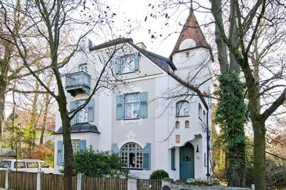 Bildschöne denkmalgeschützte Jugendstilvilla auf herrlichem Parkgrundstück