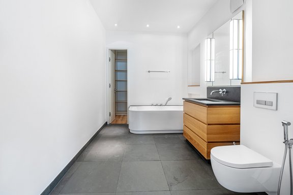 Masterbad en Suite mit Zugang zur Ankleide