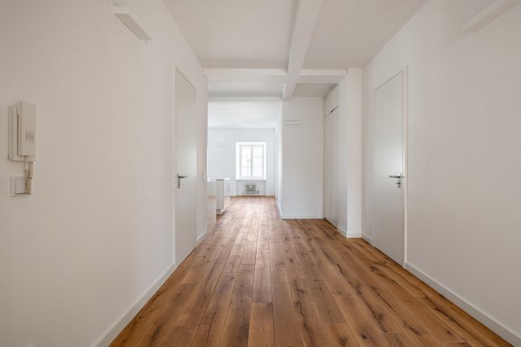 Großzügigkeit und ein offenes Raumkonzept prägen diese Wohnung