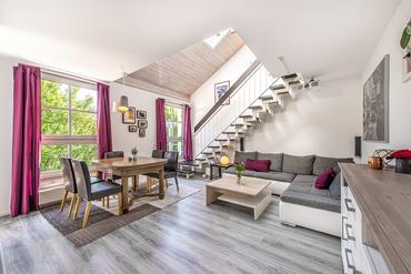 Bildschöne, helle 3-Zimmer-Maisonette mit Balkon