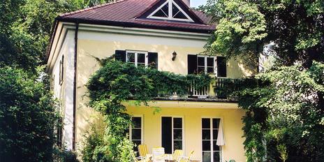 Beautiful classic villa with granny annexe