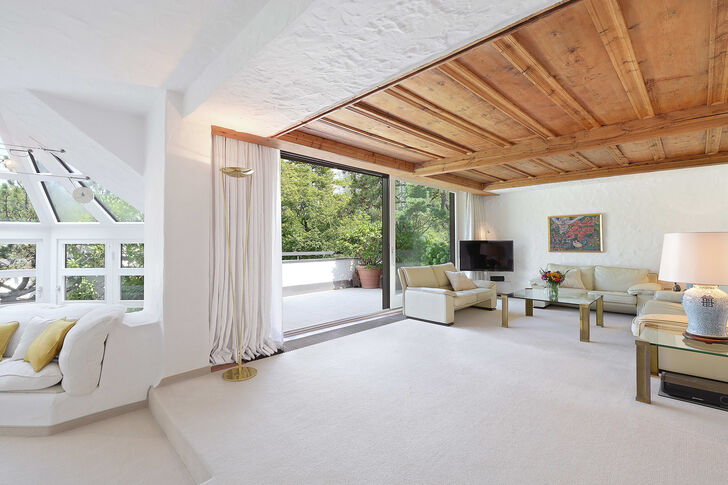 Wohnbereich mit Terrassenzugang