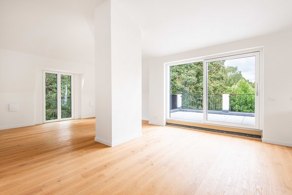 Heller Wohn-/Essbereich