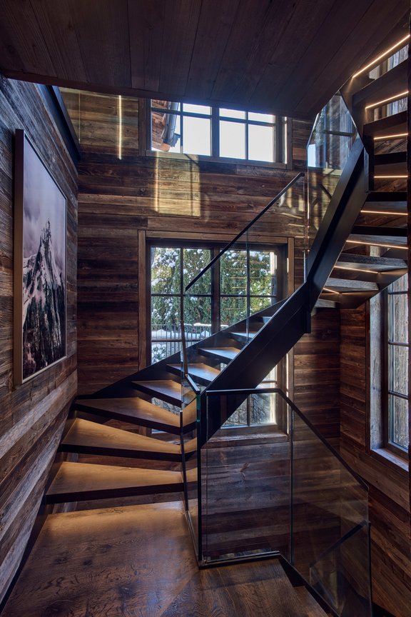 IN 124 - Treppe hoch