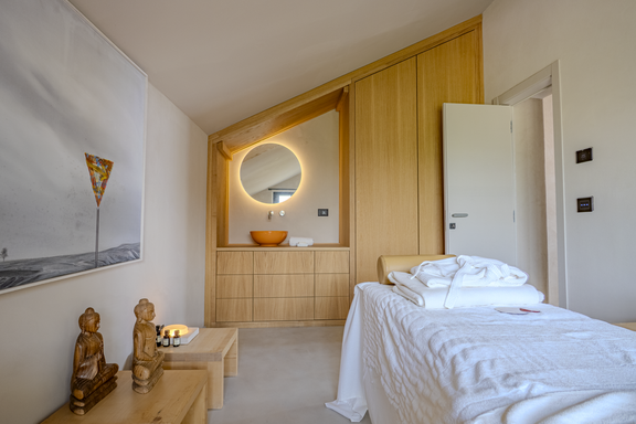 Timeless tranquility for pure relaxation