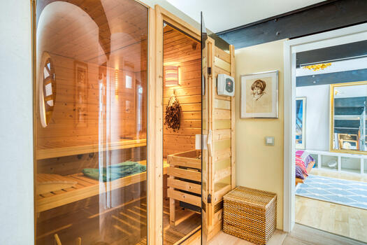 Kombinierte Dampf-/finnische Sauna zum Relaxen