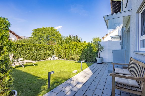 Heckengesäumter Vorgarten