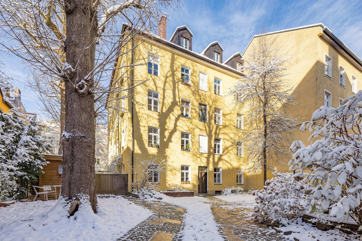 Altbau in charmanter Hoflage