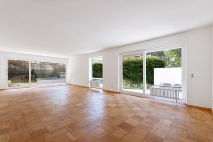 Großes Wohn-/Esszimmer