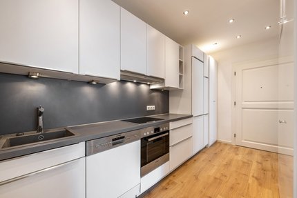 Fully equipped kitchenette