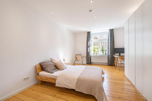 Bedroom with workplace