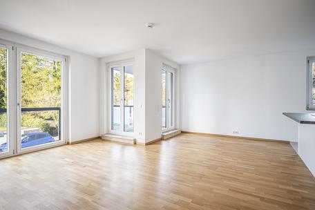 Charming 2-room apartment with balcony in a quiet location
