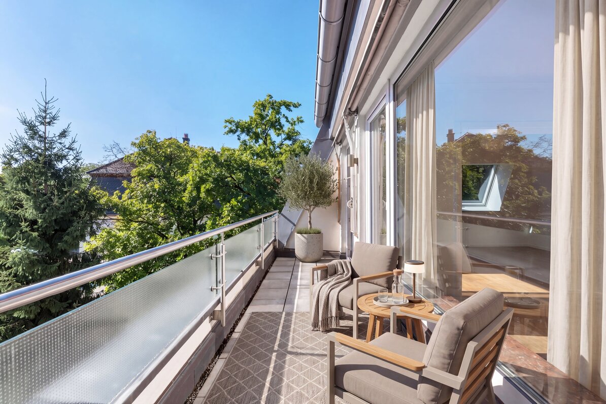 Charming penthouse apartment