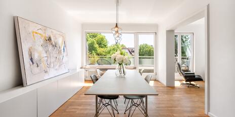 Charmante 3,5-Zimmer-Wohnung mit sonniger Südterrasse in zentraler Toplage