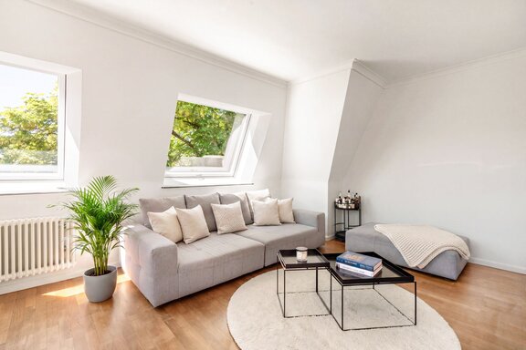 Spacious, bright rooms