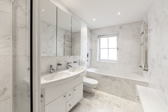 Zeitlos-elegantes Bad