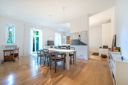 Großzügiger Wohn- Essbereich