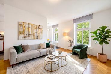 Charmante, bezugsbereite 2-Zimmer-Altbau-Wohnung in grüner Spitzenlage