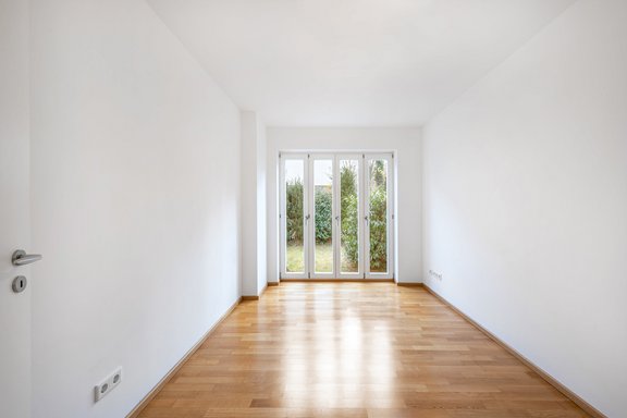 Children's room with garden access