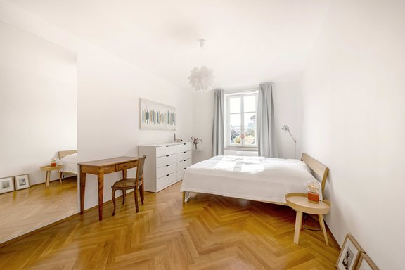 Spacious bedroom with two fitted wardrobes