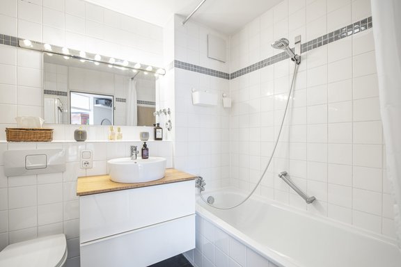 2018 teilmodernisiertes Bad