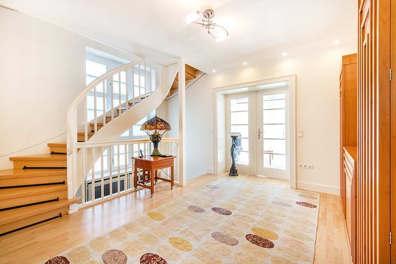 Lichtdurchflutetes Entreé