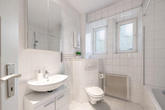 Gepflegtes Tageslicht-Bad