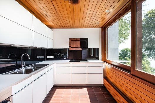 Exclusive fitted kitchen
