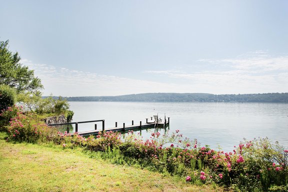 Gemeinschaftlicher Badesteg