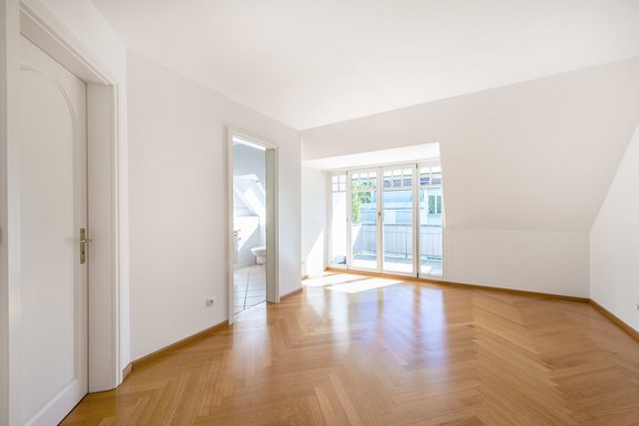 Schlafzimmer mit Bad en suite