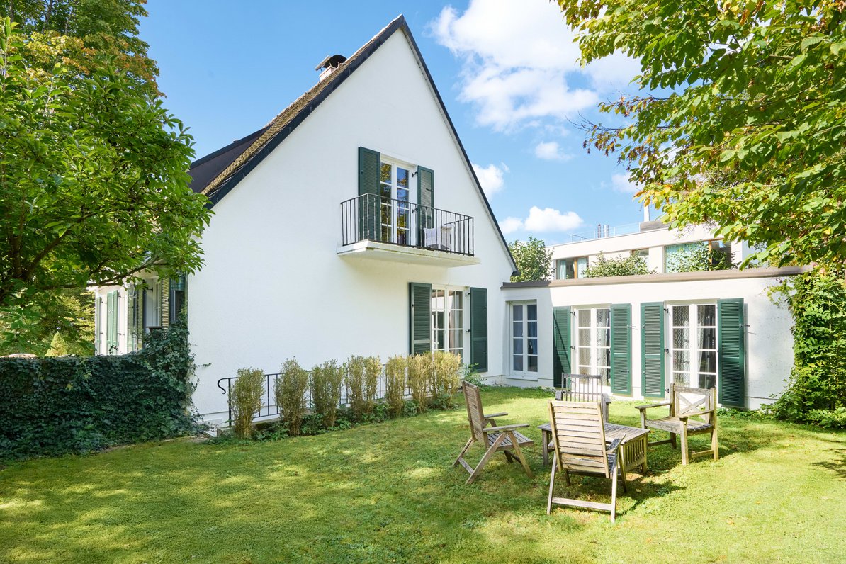 Charming detached house with additional building rights