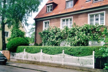 Charmantes Dreifamilienhaus von 1938