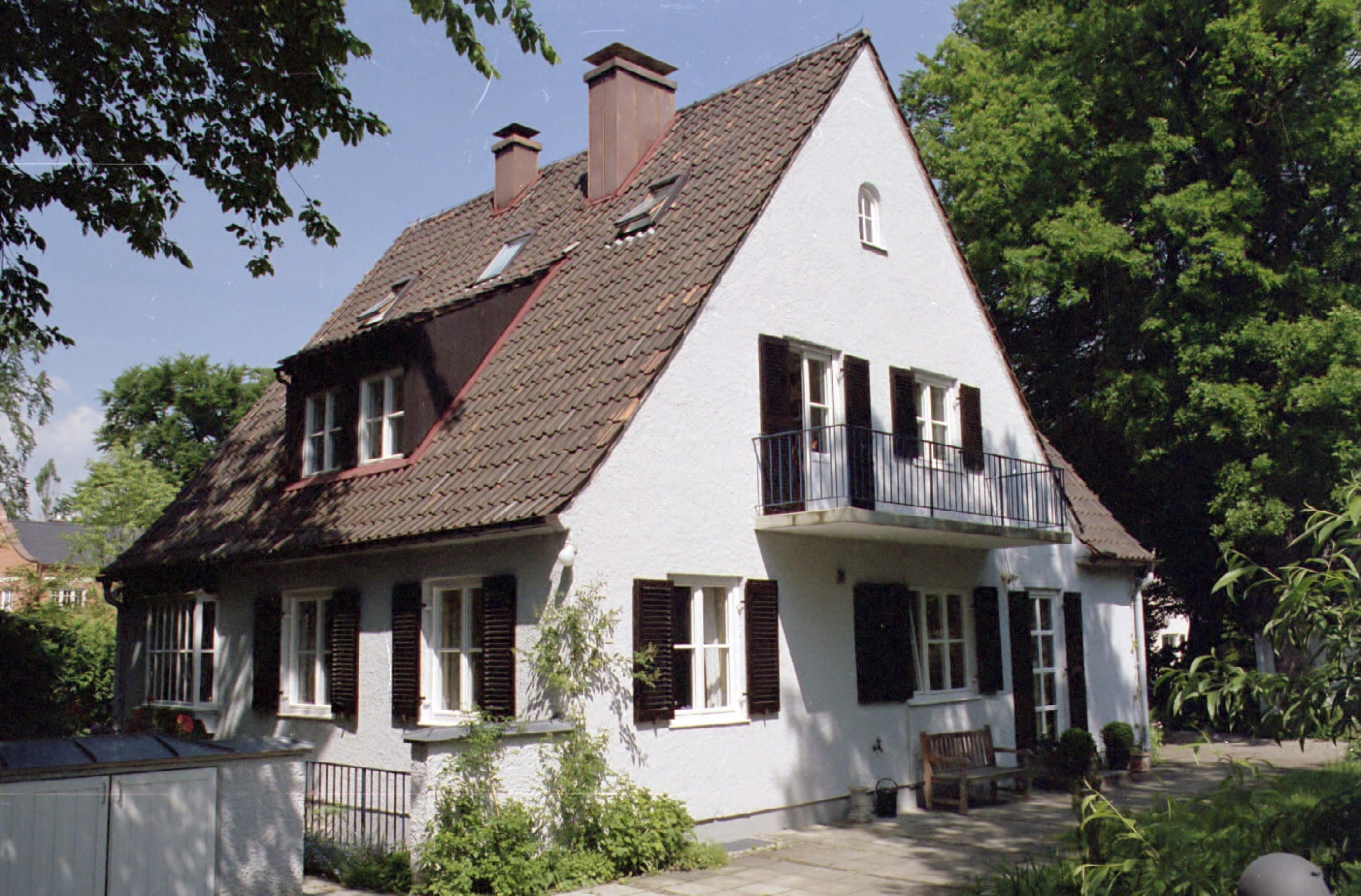 Charmantes Einfamilienhaus im Baustil der 30er Jahre