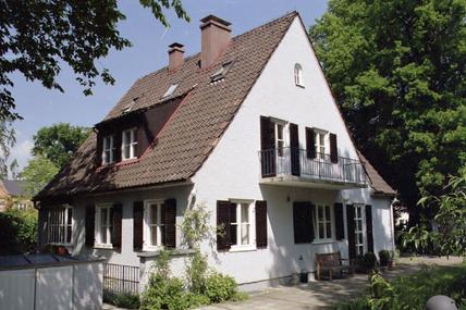 Charmantes Einfamilienhaus im Baustil der 30er Jahre