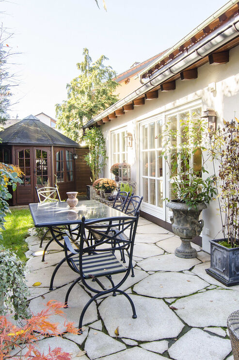 Südterrasse mit Pavillon
