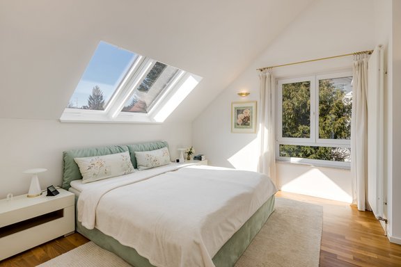 Helles Schlafzimmer