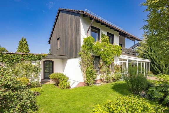 Ideal ausgerichteter Sonnen-Garten