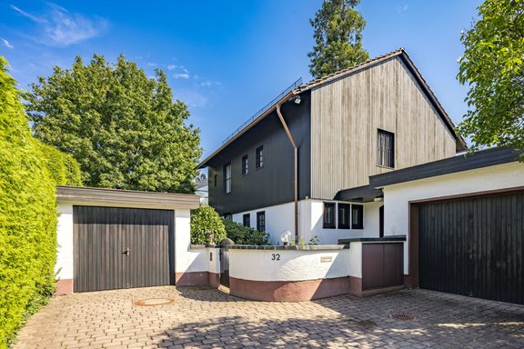 Charmantes Einfamilienhaus mit zauberhaftem Garten