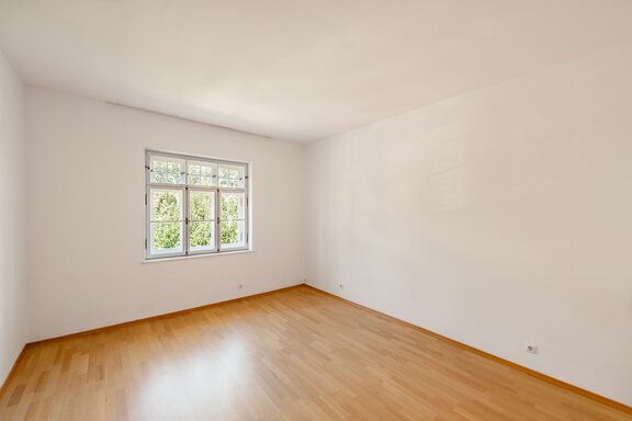 Three bedrooms on the 1st floor