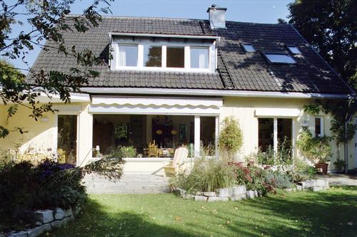 Charmantes, modernes Einfamilienhaus