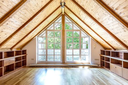 Zimmer im DG mit Balkon