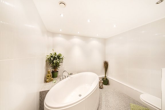 Großzügiges Gästebad