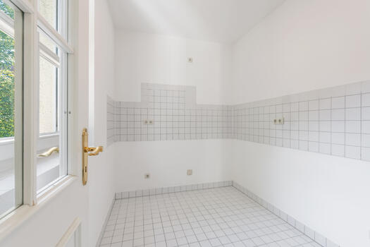 Separate kitchen